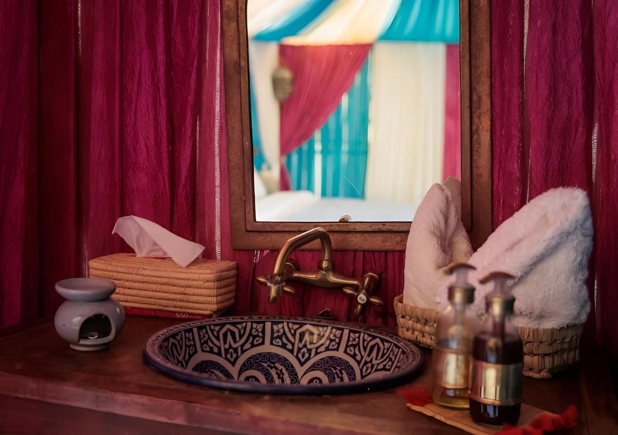 Merzouga Sahara Nights Camp & Desert Activities Exterior photo